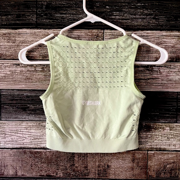 Women’s Energy Seamless Crop Top - Picture 2 of 3